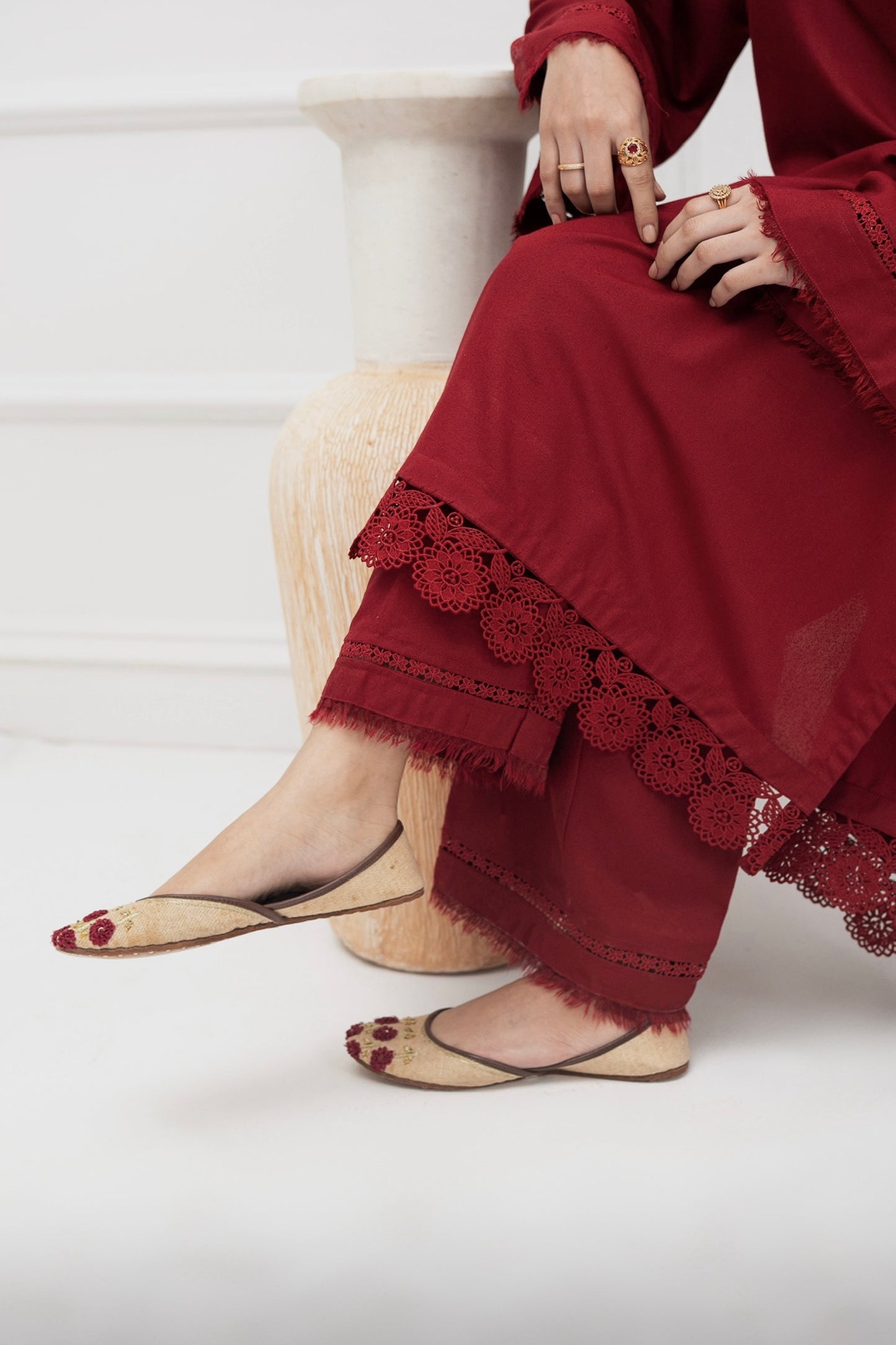 DEEP MAROON KARANDI 2 PCS READY TO WEAR SET (W-1003)