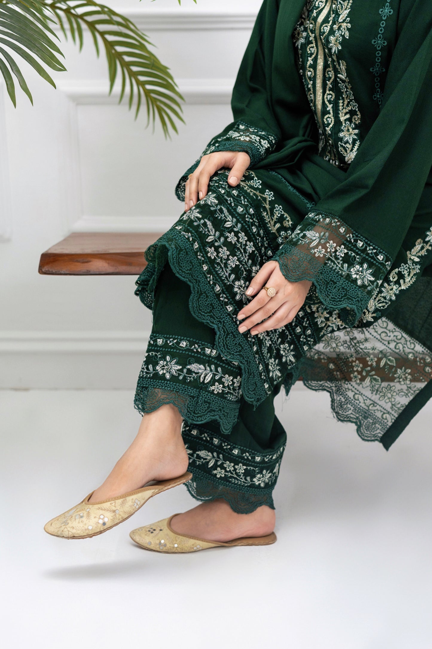LUXURY GREEN KARANDI 3 PCS READY TO WEAR SET (W-1002)