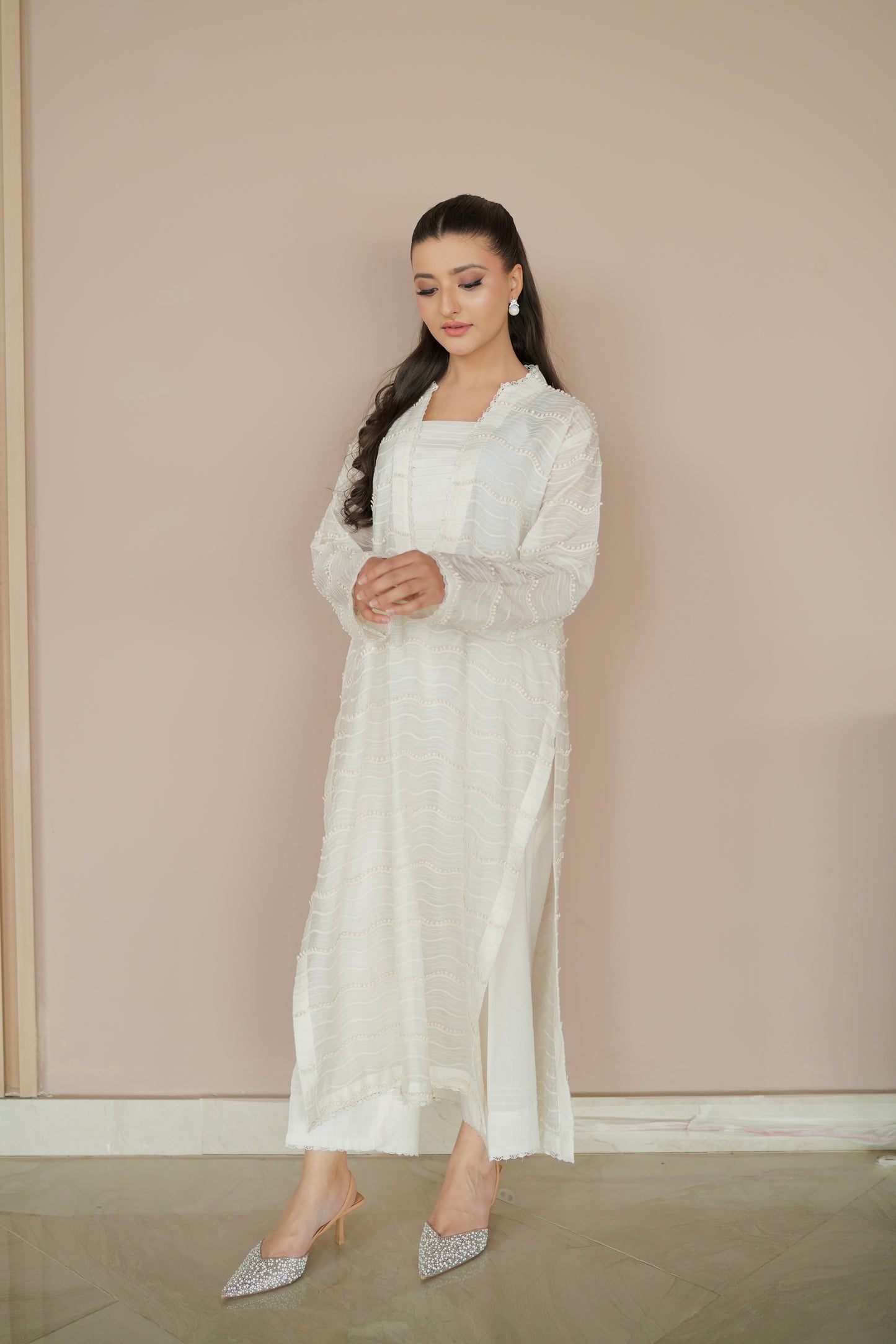 WHITE BLOSSOM LAWN 2 PCS LUXURY LAWN SET (S-12295)