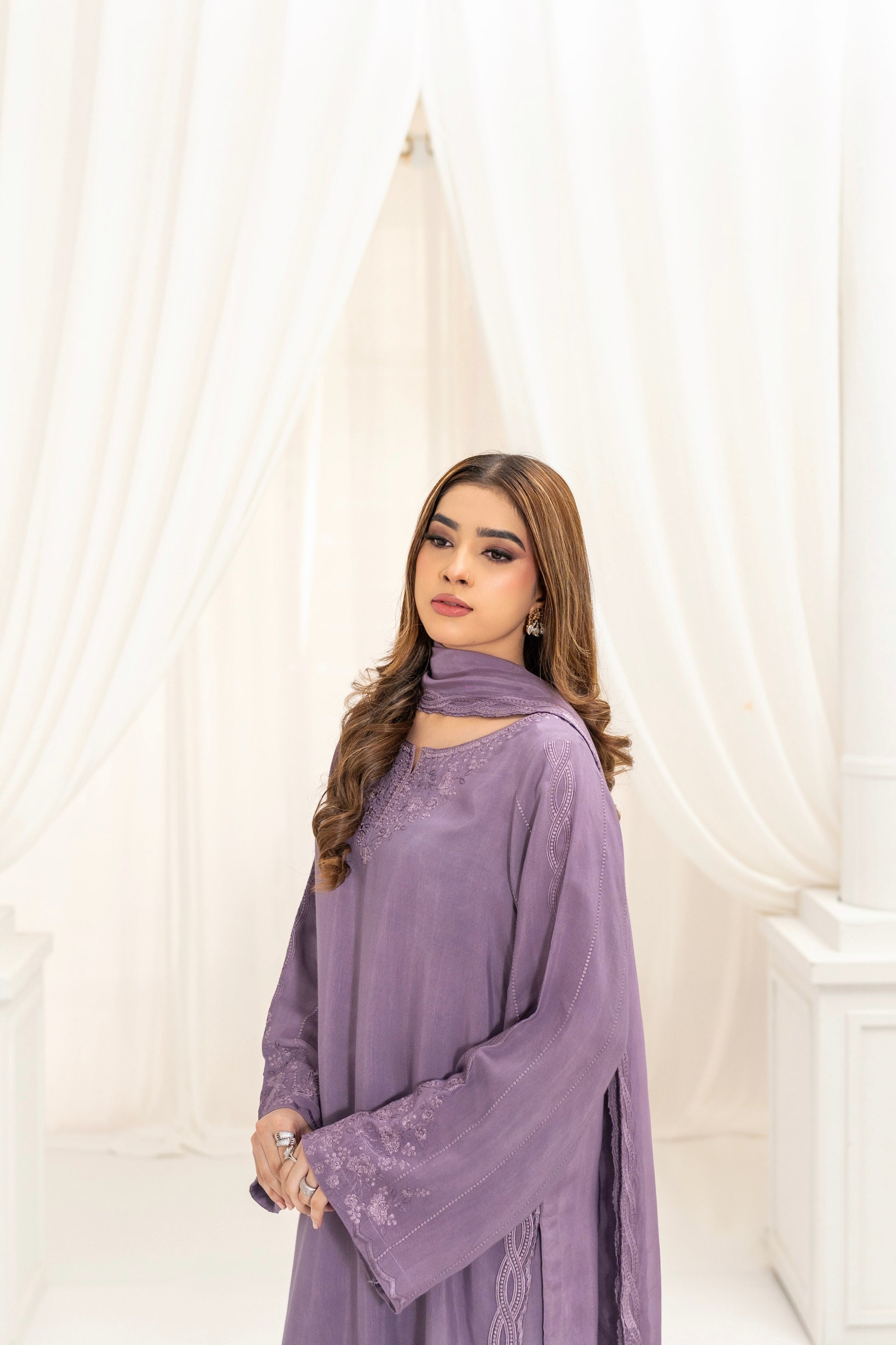 Women's Clothing Online in Pakistan | Meryl Wear | Lawn, Silk and Khaddar | Winter Collection | Luxury, Premium and Affordable.